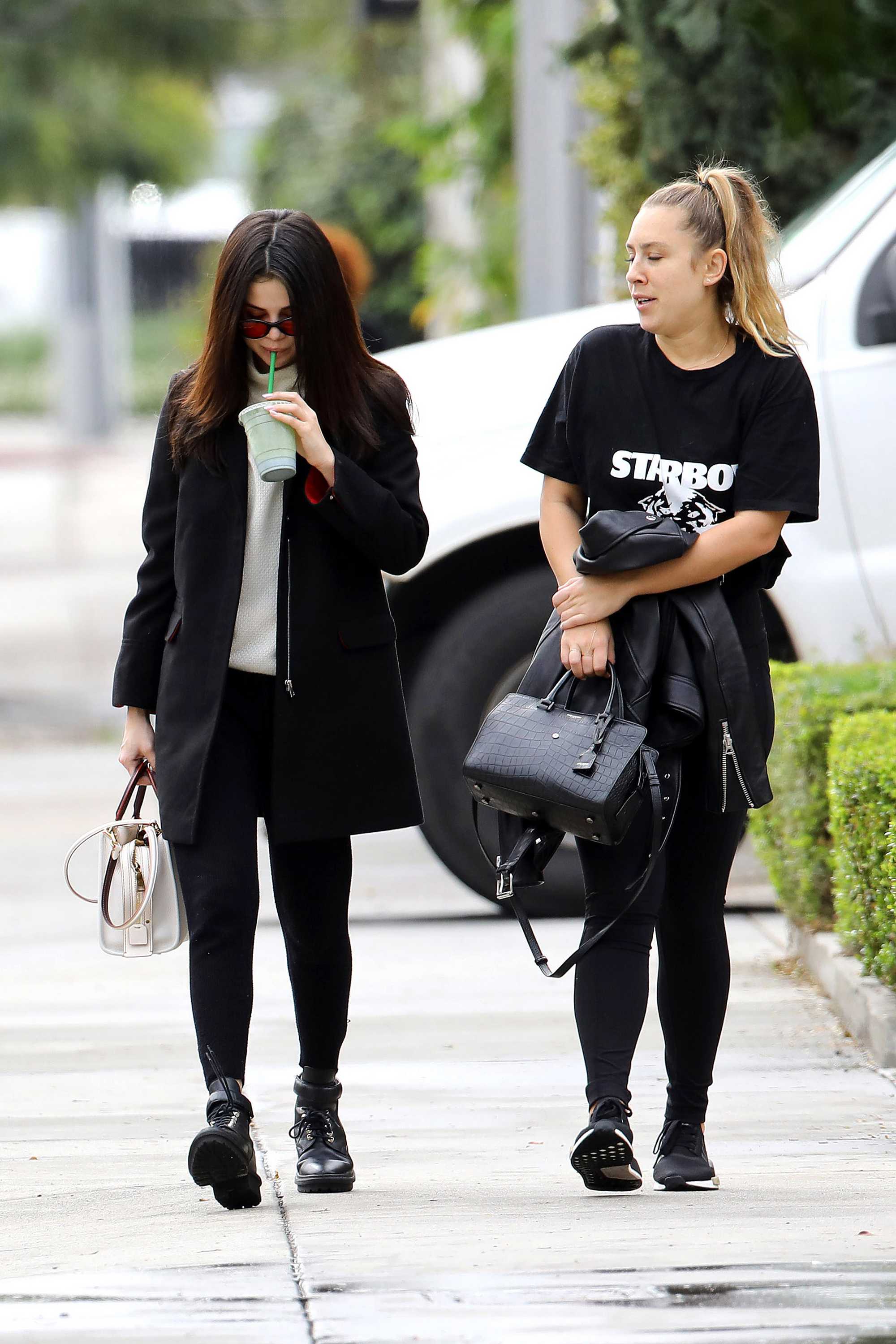 Selena_Gomez_-_Out_and_about_in_Los_Angeles_on_Feb_21-35.jpg