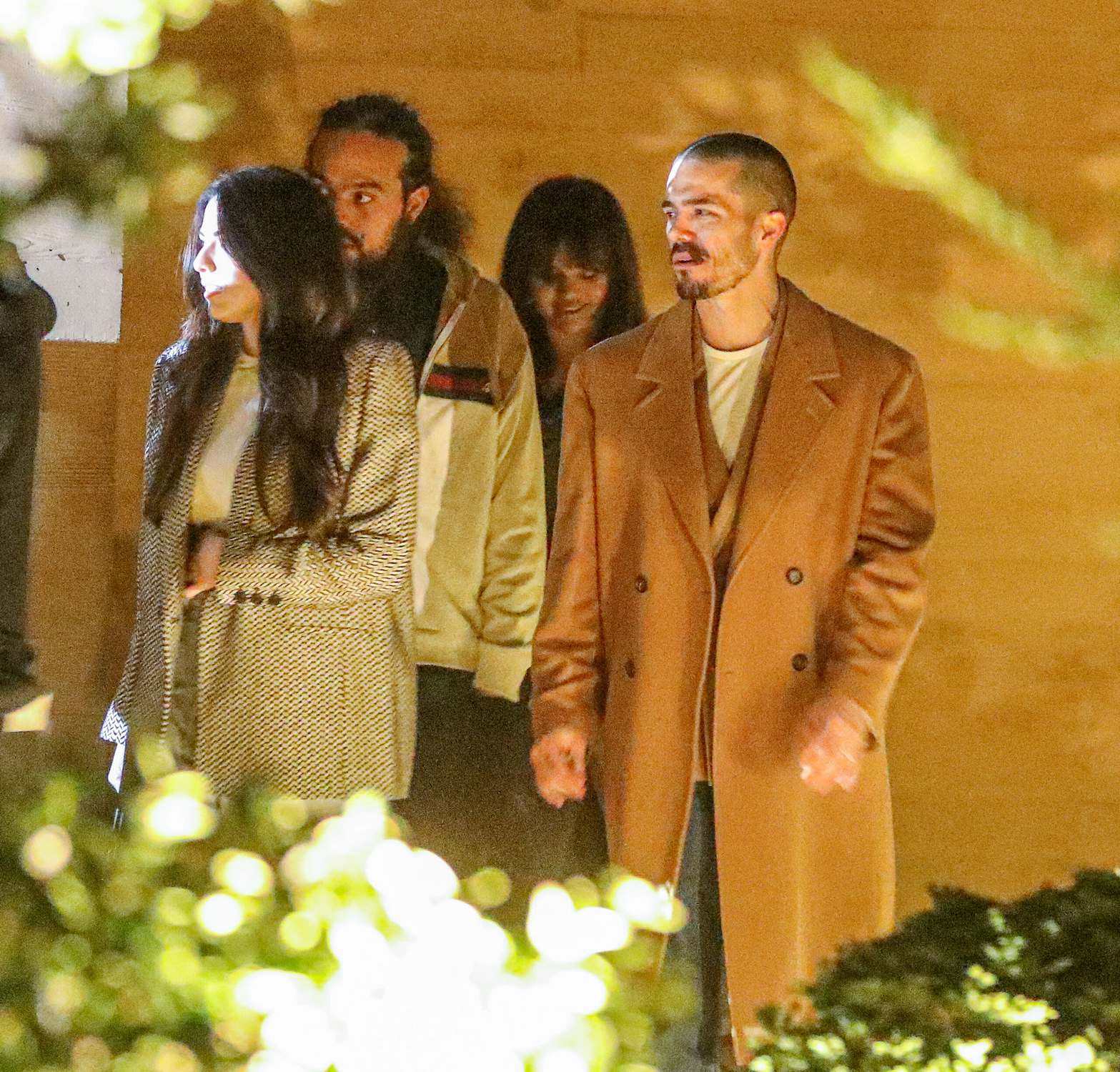 Selena_Gomez_-_Out_for_dinner_at_Nobu_in_Malibu_February_222C_2024_04.jpg