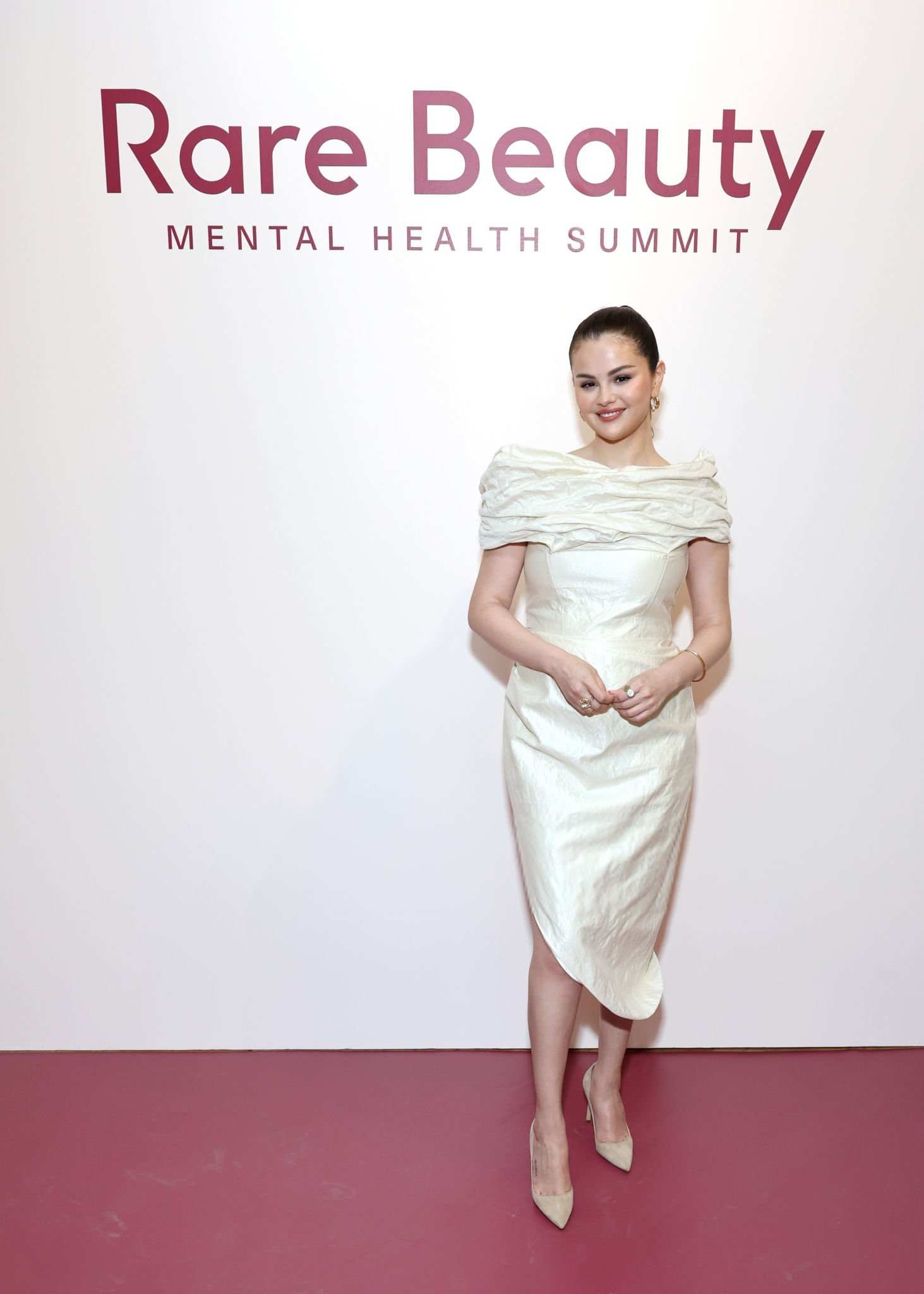 Selena_Gomez_-_Rare_Beauty27s_3rd_Annual_Mental_Health_Summit_in_New_York_May_12C_2024_20.jpg