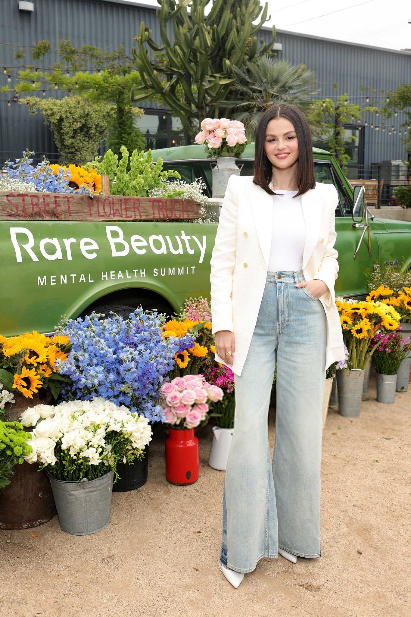 Selena_Gomez_-_Rare_Beauty_s_4th_annual_Mental_Health_Summit2C_Los_Angeles_CA_-_May_12C_2025-06.jpg