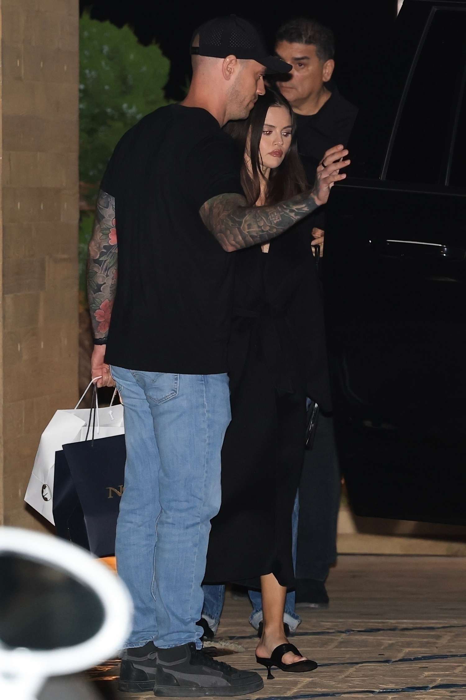 Selena_Gomez_-_Spotted_at_Rare_Beauty_event_at_Nobu2C_Malibu_CA_-_July_92C_2025_01.jpg