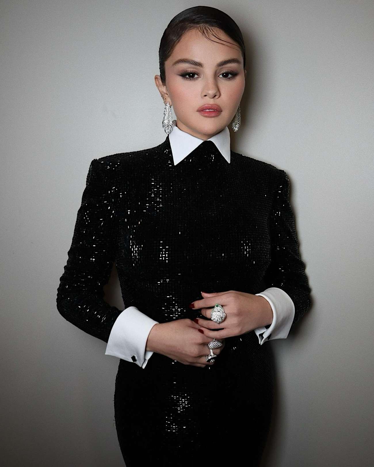 Selena_Gomez_-_The_Governors_Awards_06.jpg