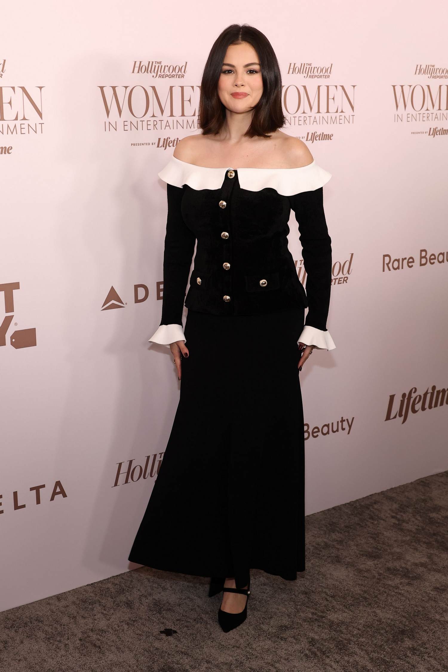 Selena_Gomez_-_The_Hollywood_Reporter_s_Annual_Women_In_Entertainment_Gala_-_December_42C_2024_03.jpg