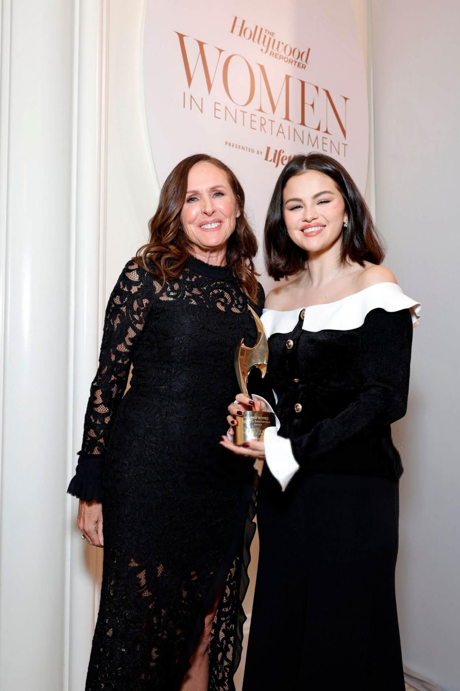 Selena_Gomez_-_The_Hollywood_Reporter_s_Annual_Women_In_Entertainment_Gala_-_December_42C_2024_25.jpg