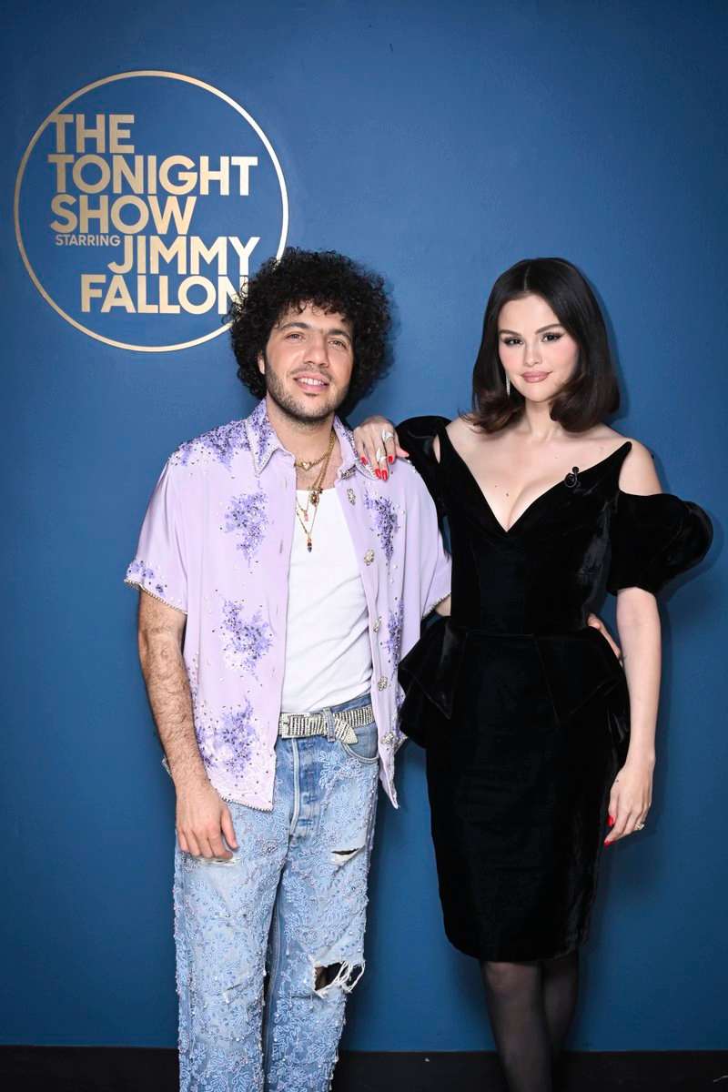 Selena_Gomez_-_The_Tonight_Show_Starring_Jimmy_Fallon_-_March_202C_2025_02.jpg