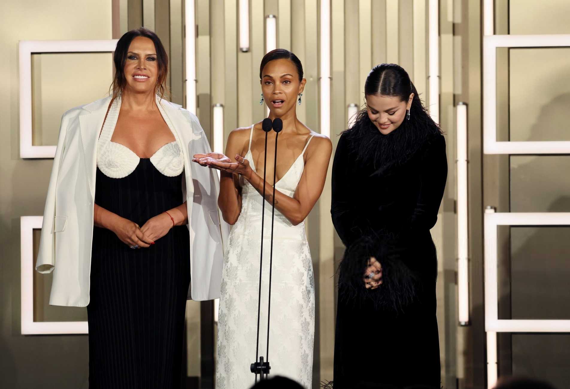 Selena_Gomez_-_Toronto_International_Film_Festival_TIFF_Tribute_Awards_September_82C_2024_04.jpg