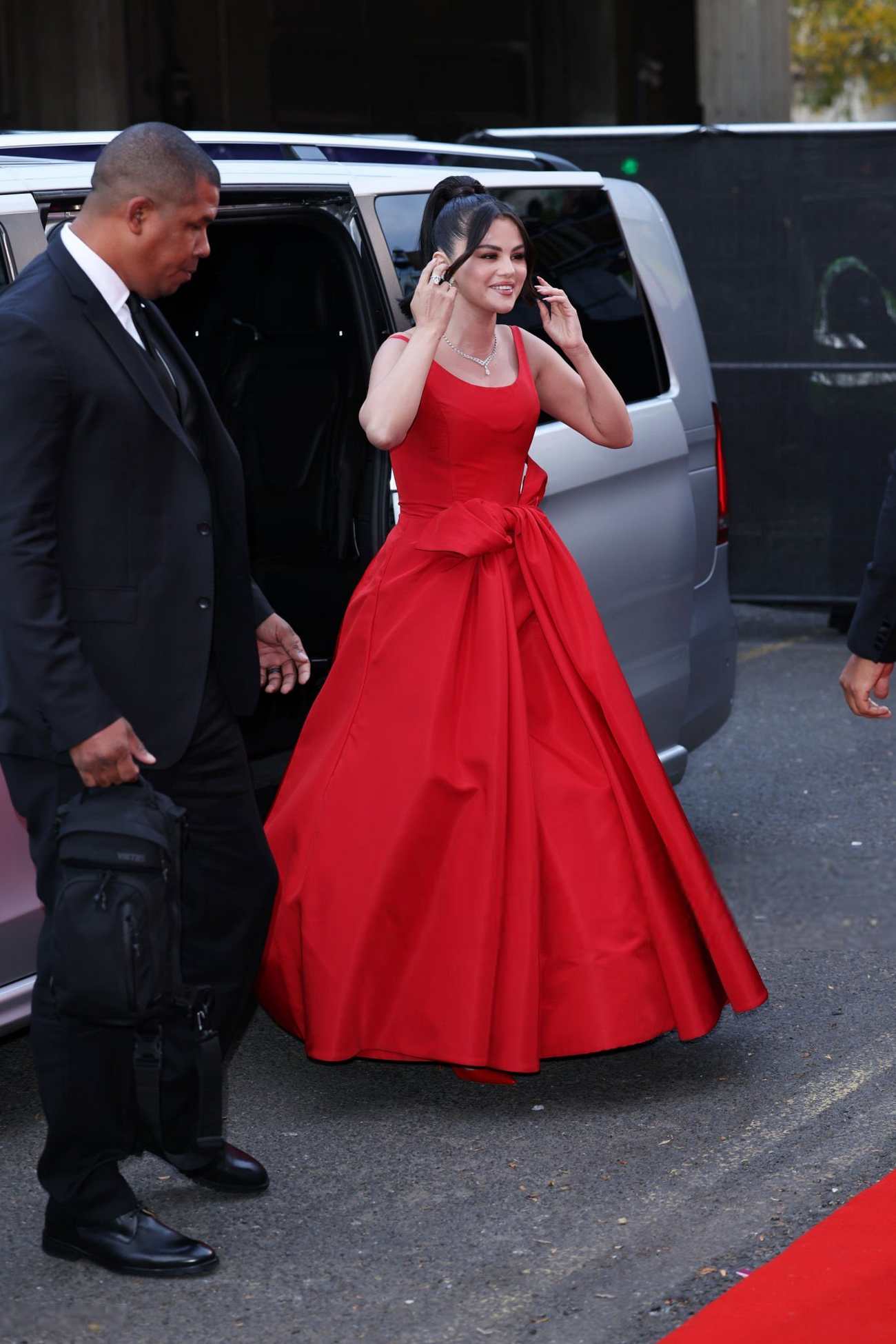 Selena_Gomez_-__Emilia_Perez_Headline_Gala_during_the_68th_BFI_London_Film_Festival_-_10112024_13.jpg