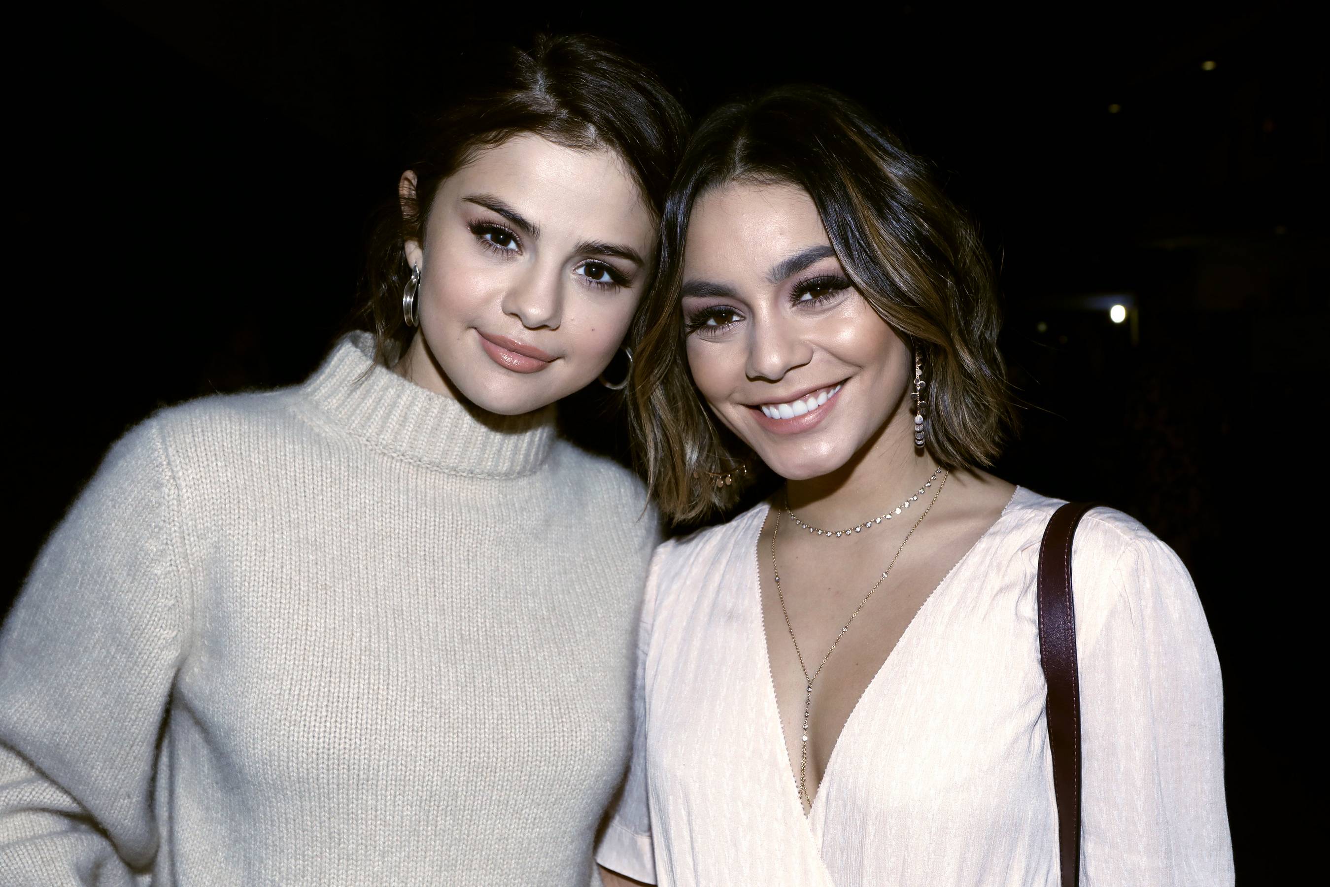 Selena_Gomez_-__One_Voice_Somos_Live21_A_Concert_For_Disaster_Relief__in_Los_Angeles_on_October_14-04.jpg