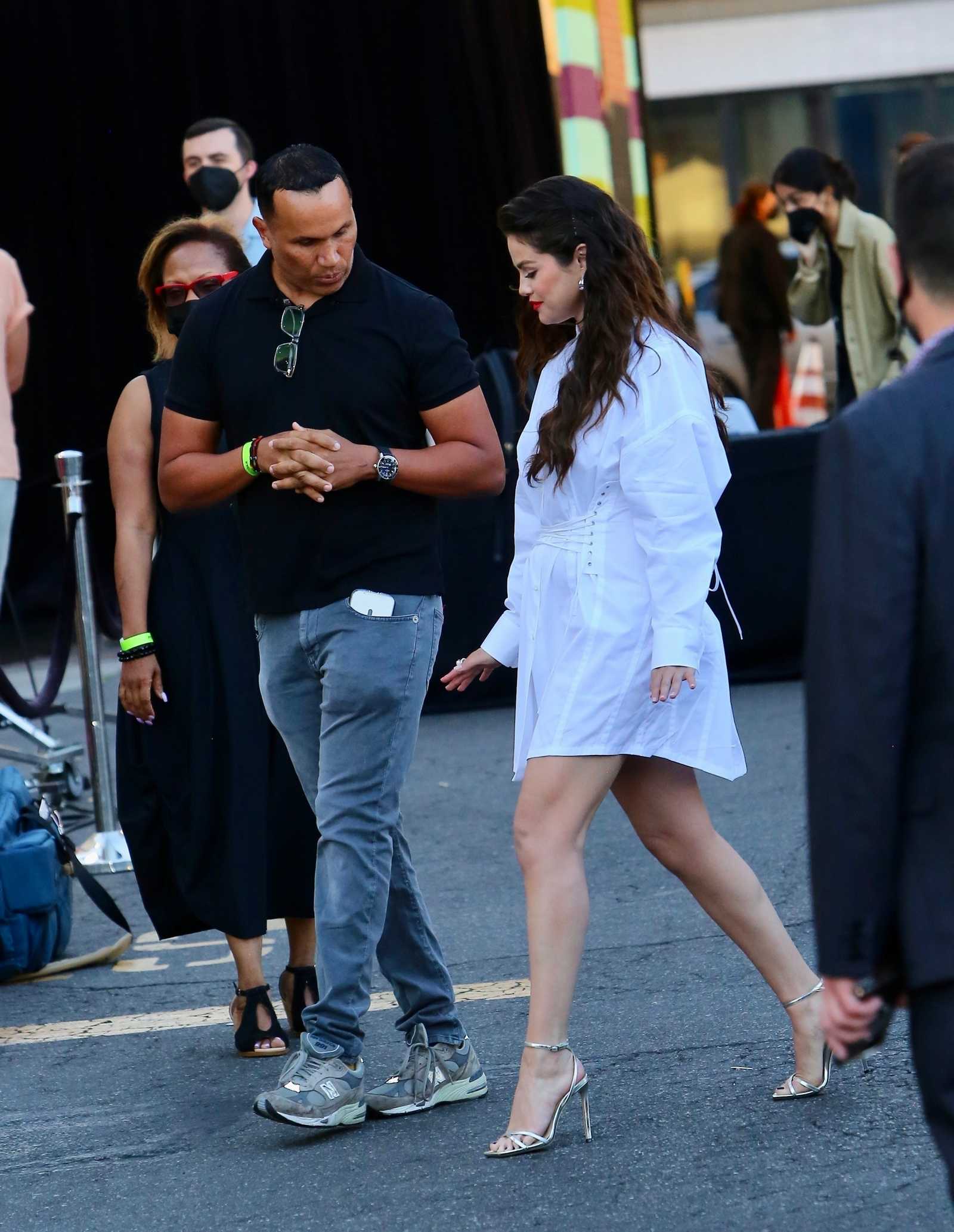 Selena_Gomez_-__Only_Murders_in_the_Building__FYC_event_in_Los_Angeles_June_112C_202207.jpg