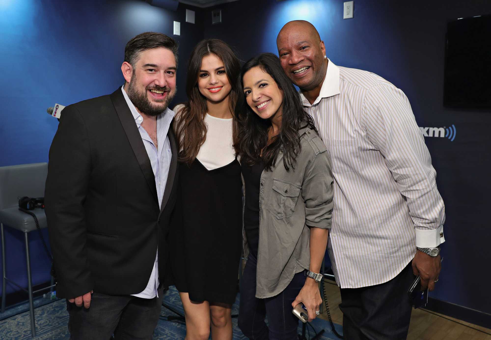 Selena_Gomez_-__The_Morning_Mash_Up__on_SiriusXM_Hits_1_Channel_in_New_York_on_June_5-07.jpg