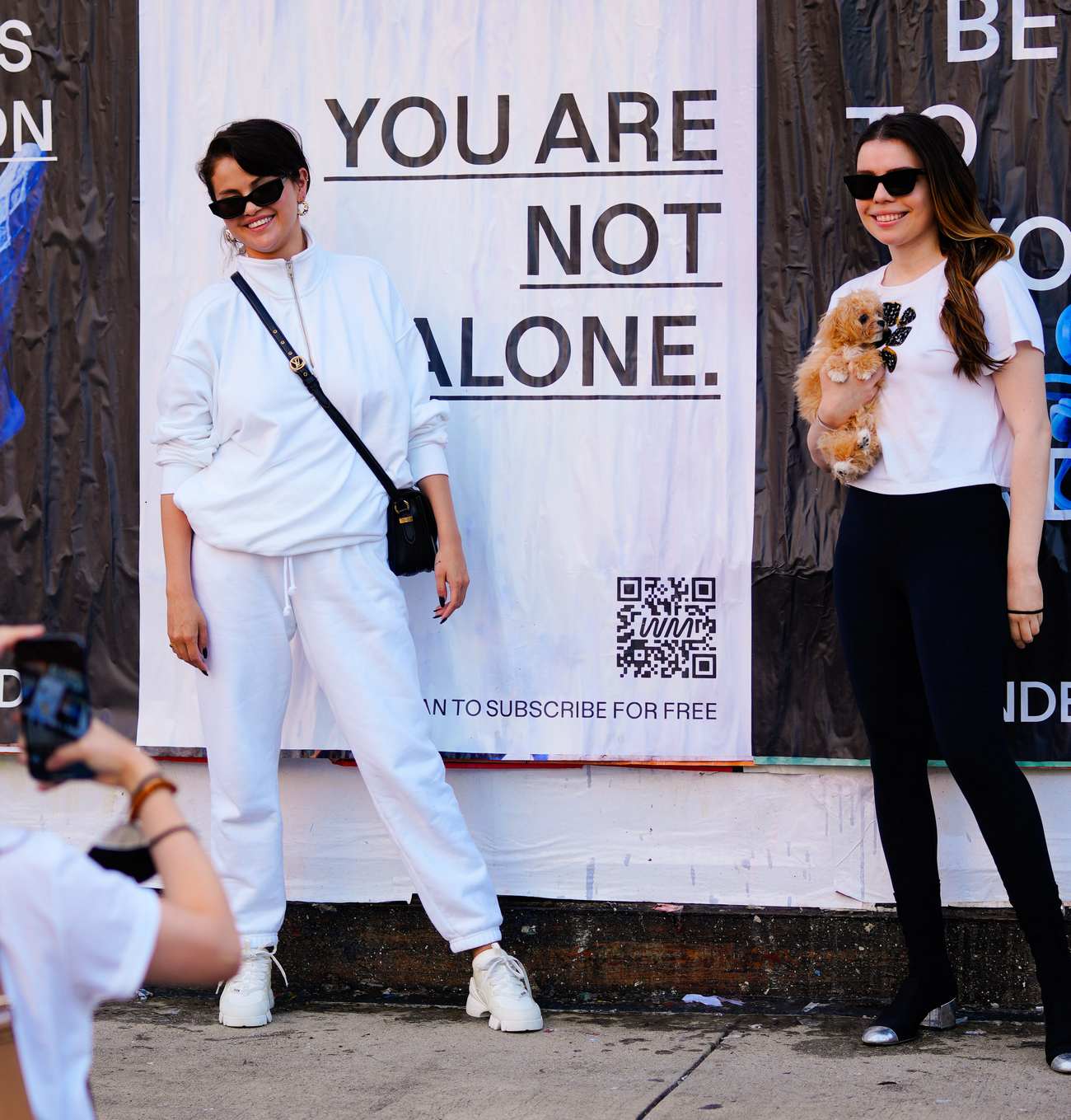 Selena_Gomez_-___Sofia_Carson_have_lunch_at_Shun_Lee_restaurant_in_New_York_City2C_0515202210.jpg