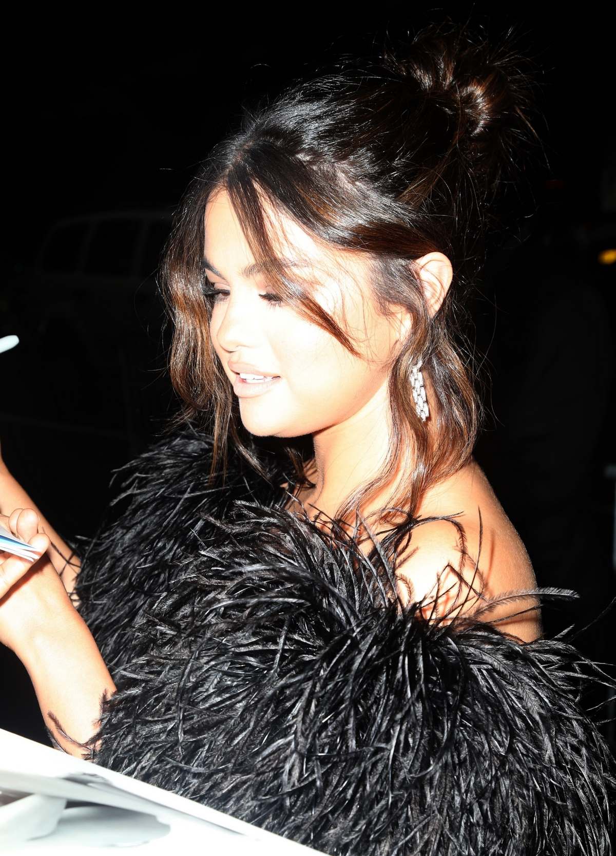 Selena_Gomez_-_arrives_at_The_Dead_Don_t_Die_New_York_Premiere_in_New_York2C_06102019-04.jpg