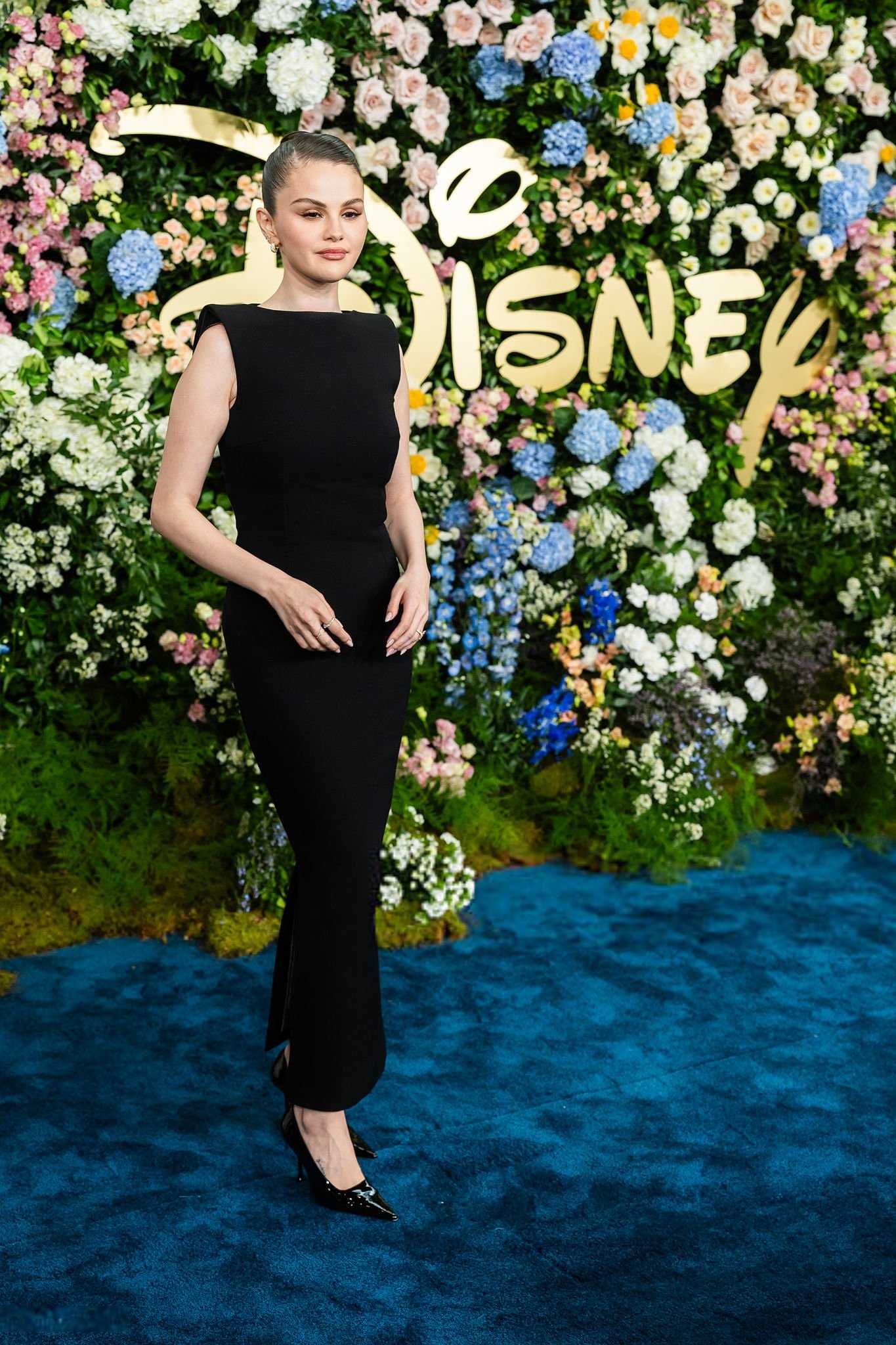 Selena_Gomez_-_attends_the_2025_Disney_Upfront2C_New_York_City_-_May_132C_2025_22.jpg