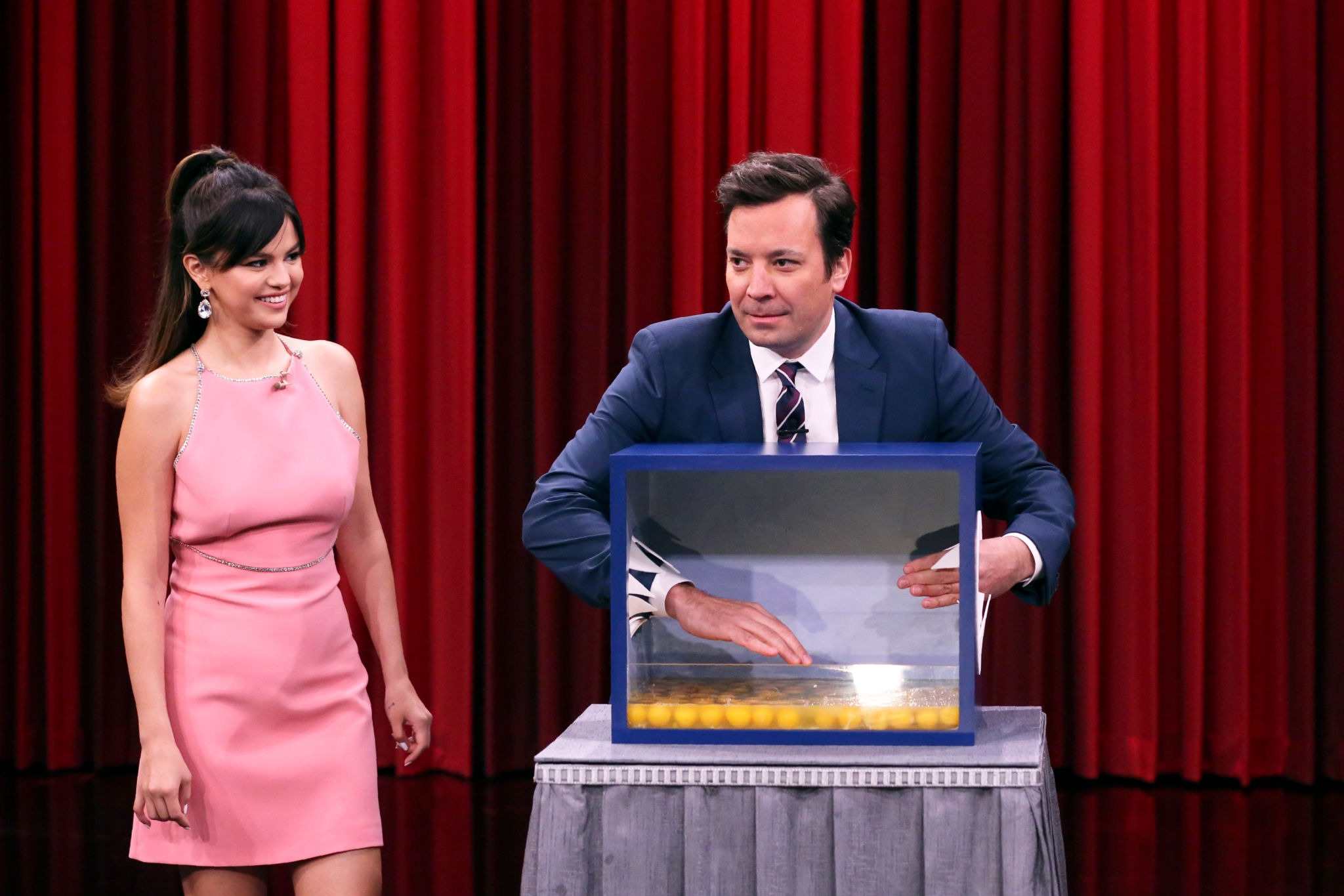 Selena_Gomez_-_on_the_tonight_show_starring_Jimmy_Fallon_in_New_York2C_01132020-04.jpg