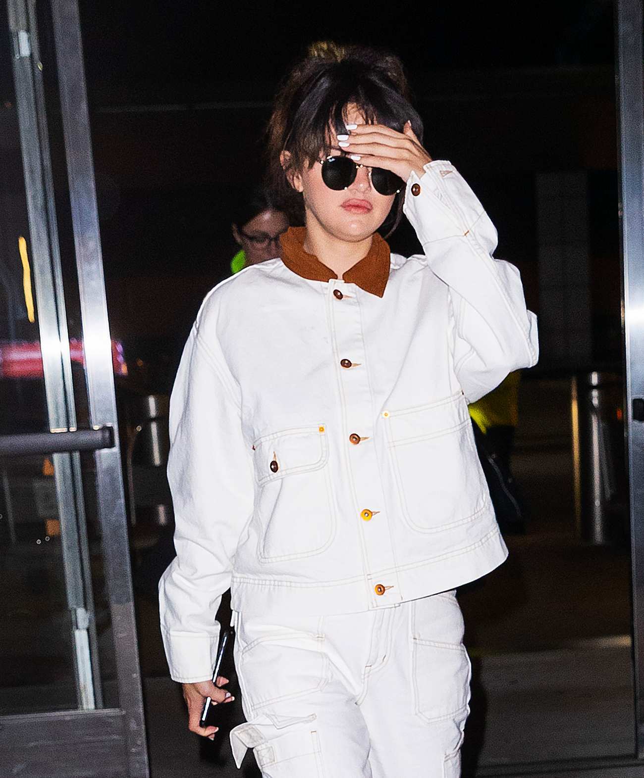 Selena_Gomez_-_seen_arriving_at_JFK_airport_in_New_York2C_01152020-02.jpg