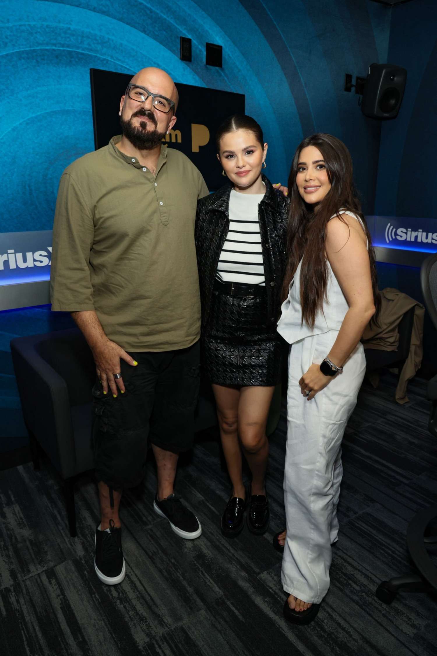 Selena_Gomez_Visits_The_SiriusXM_Studios_In_Los_Angeles03.jpg