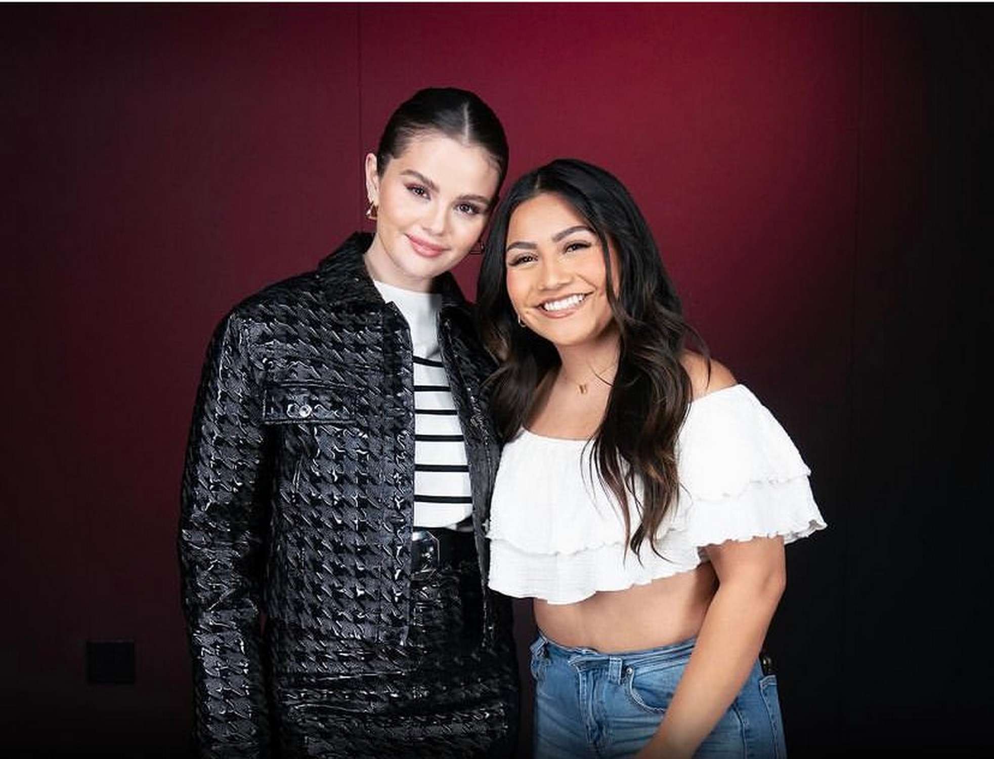 Selena_Gomez_Visits_The_SiriusXM_Studios_In_Los_Angeles05.jpg