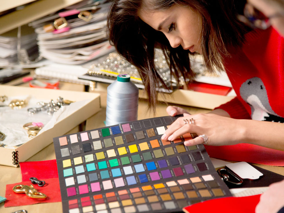Selena_Gomez_X_Coach_Collection_-_Behind_The_Scenes-06.jpg