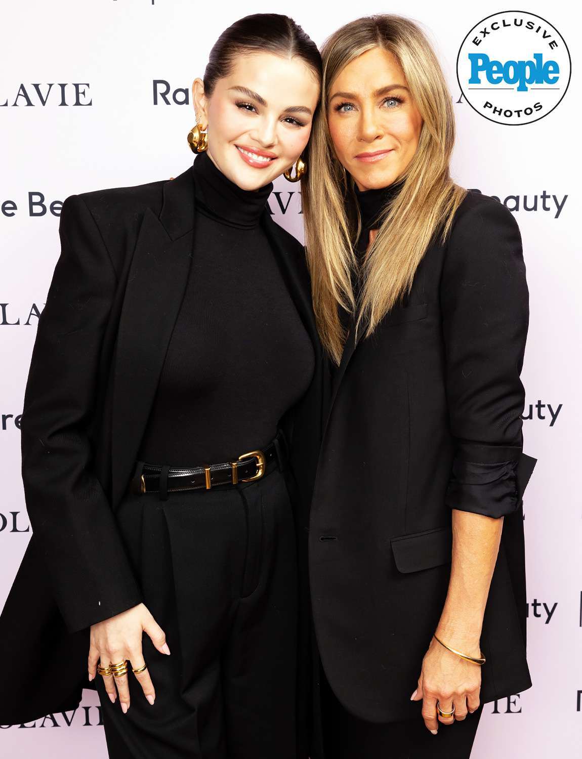 Selena_Gomez___Jennifer_Aniston_-_People_Magazine_06_February_2025_01.jpg