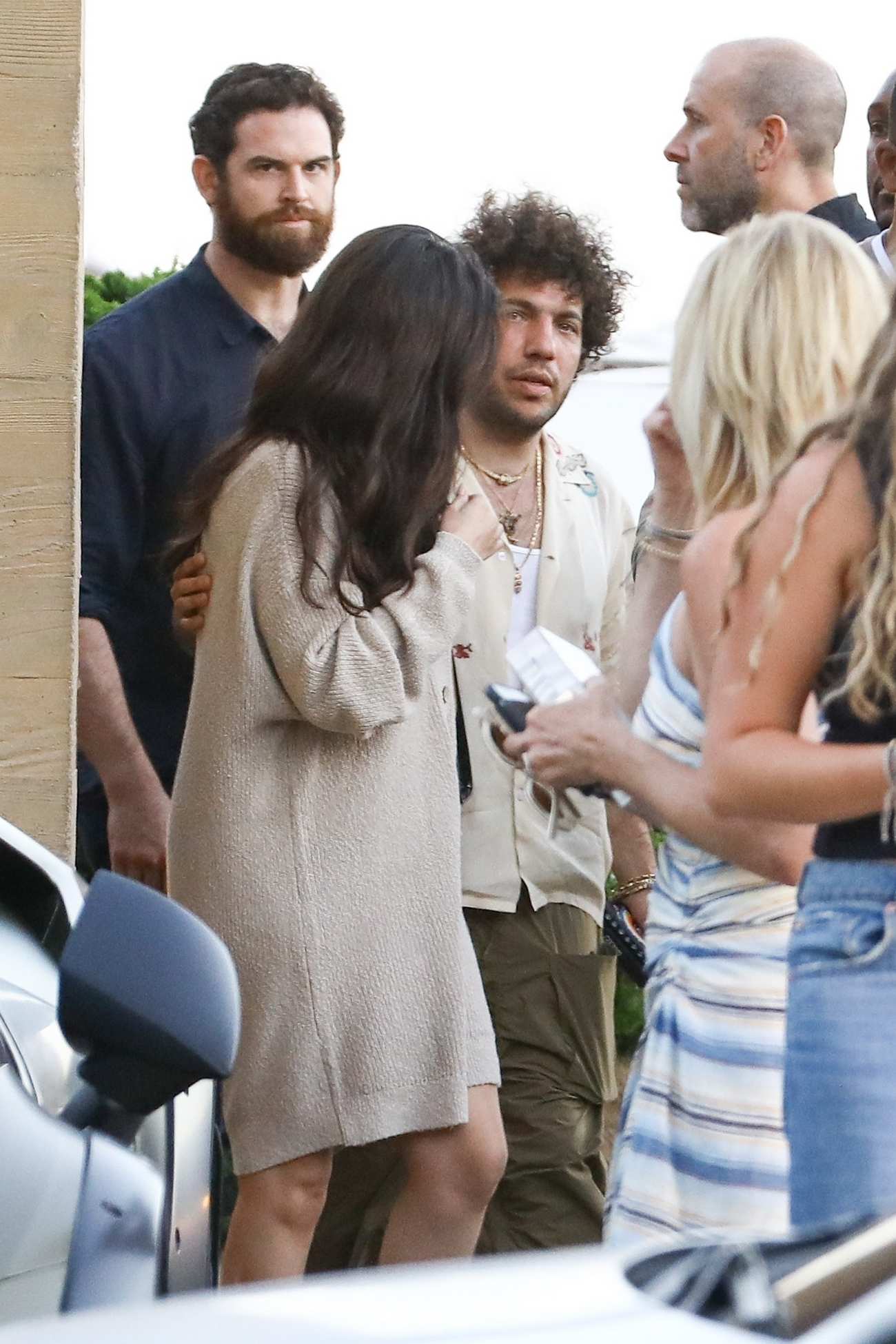 Selena_Gomez___Leaving_Nobu_in_Malibu_06152024_04.jpg