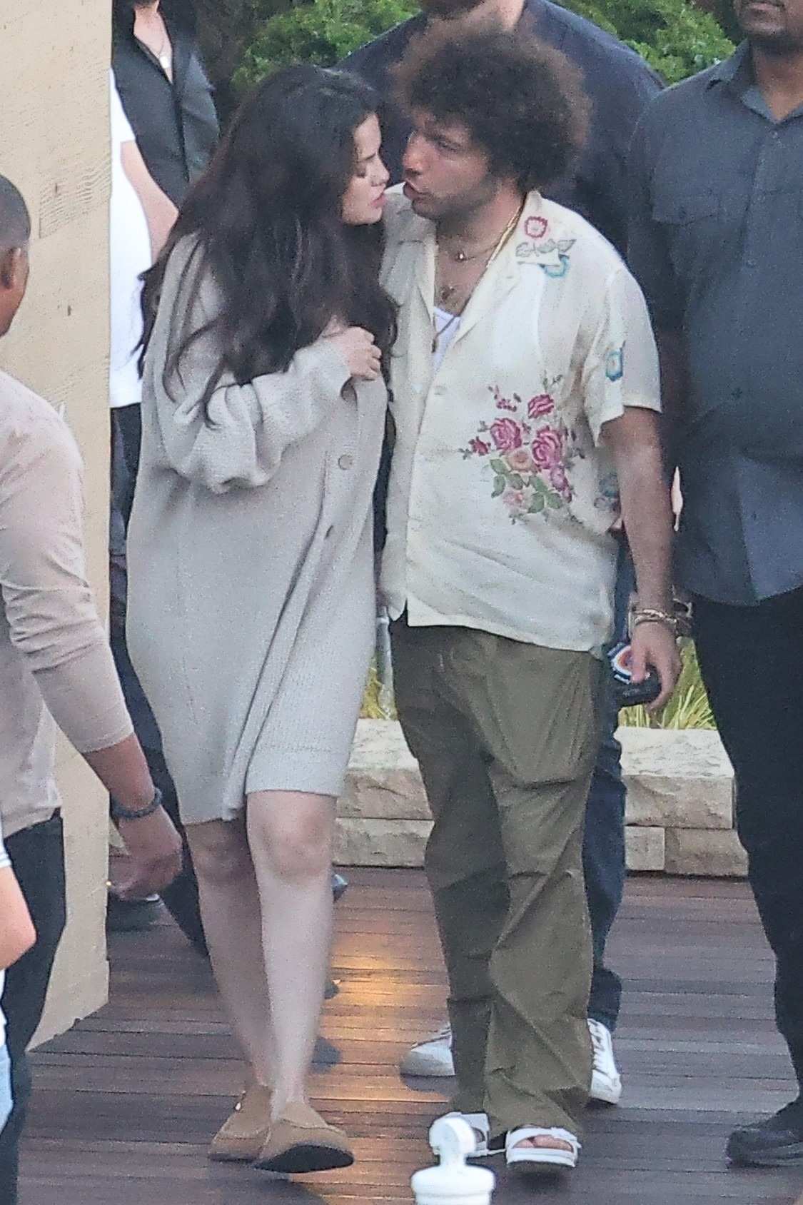 Selena_Gomez___Leaving_Nobu_in_Malibu_06152024_12.jpg