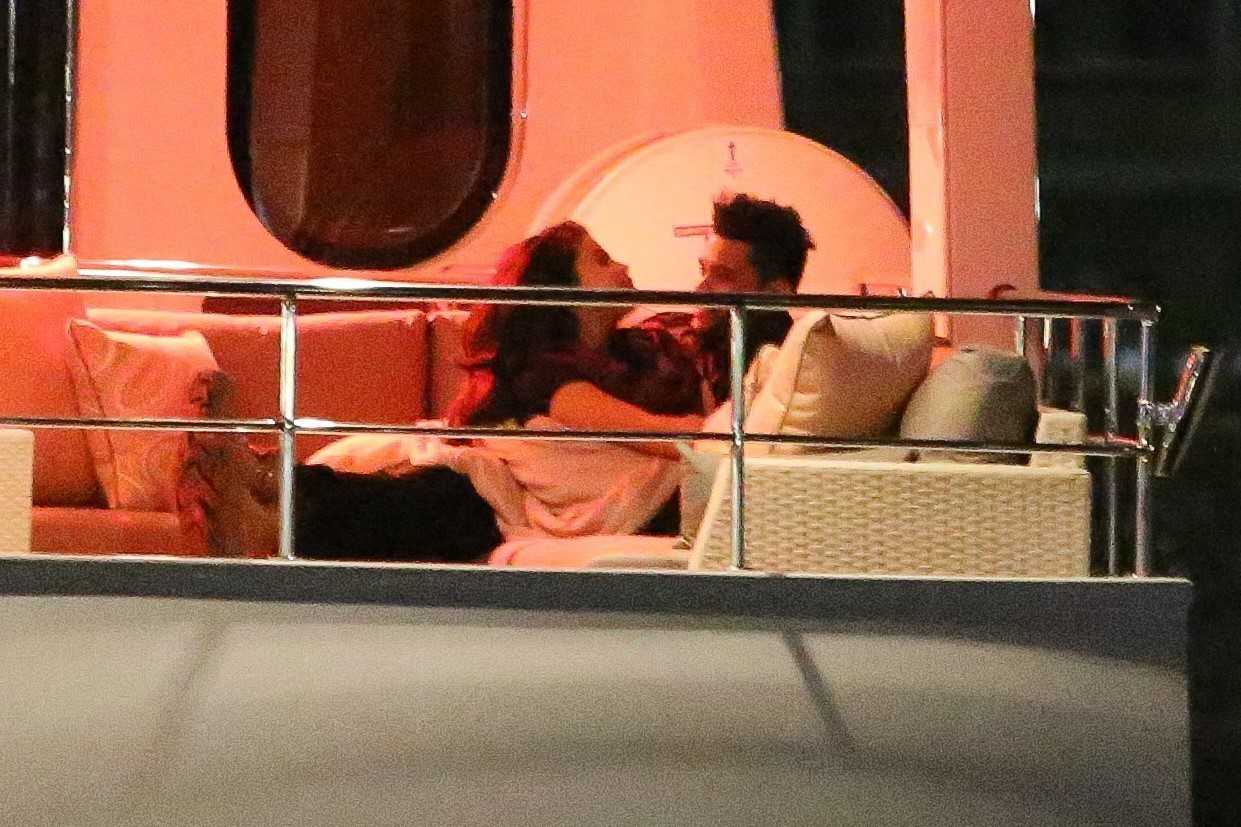 Selena_Gomez_and_The_Weeknd_-_On_a_yacht_in_Marina_del_Rey_on_Feb_11-41.jpg