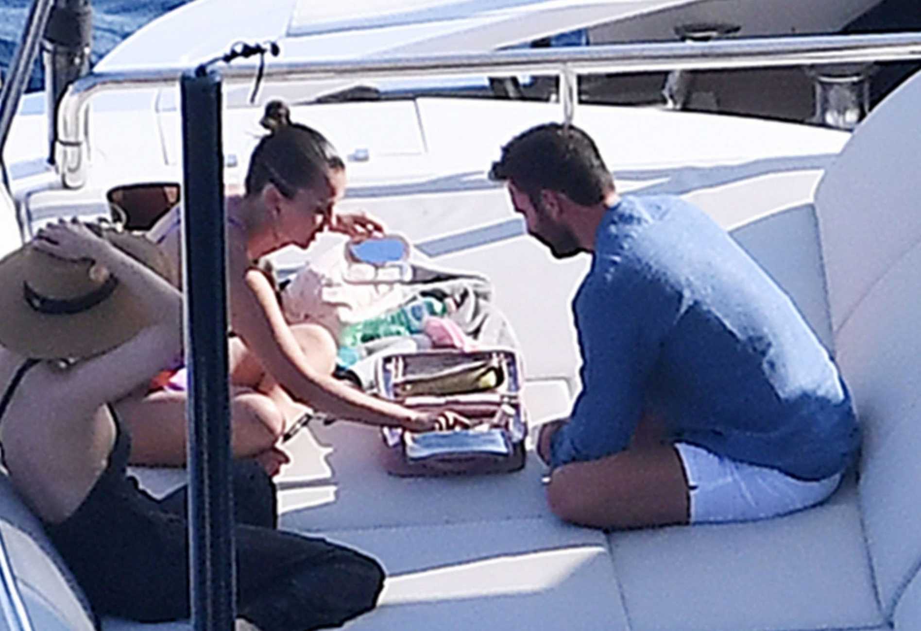 Selena_Gomez_at_a_yatch_with_Andrea_Lervolino_-_August_4_202210.jpg