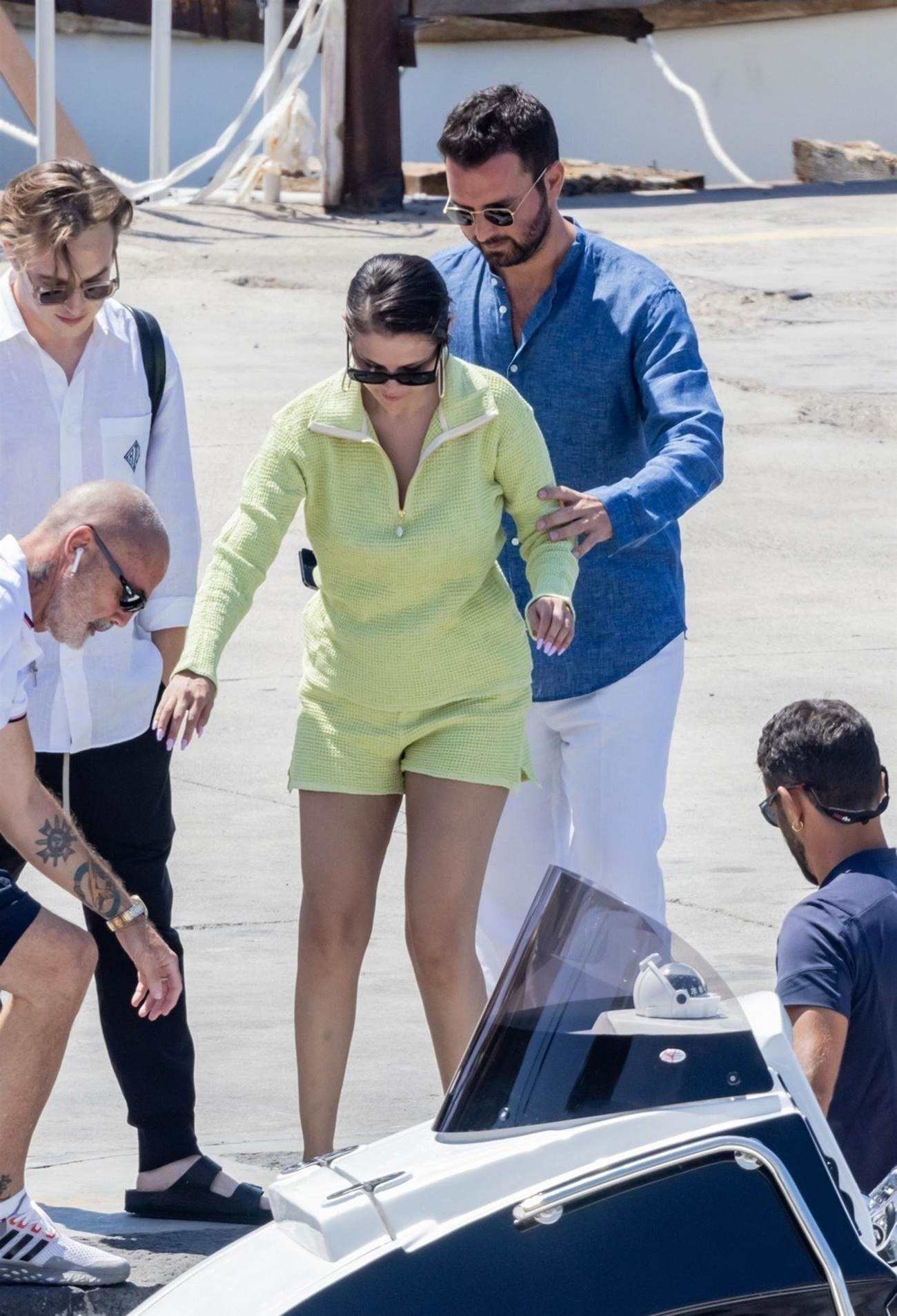 Selena_Gomez_with_Italian-Canadian_film_producer_Andrea_Iervolino_on_a_boat_in_Positano21_-_August_6_202203.jpg