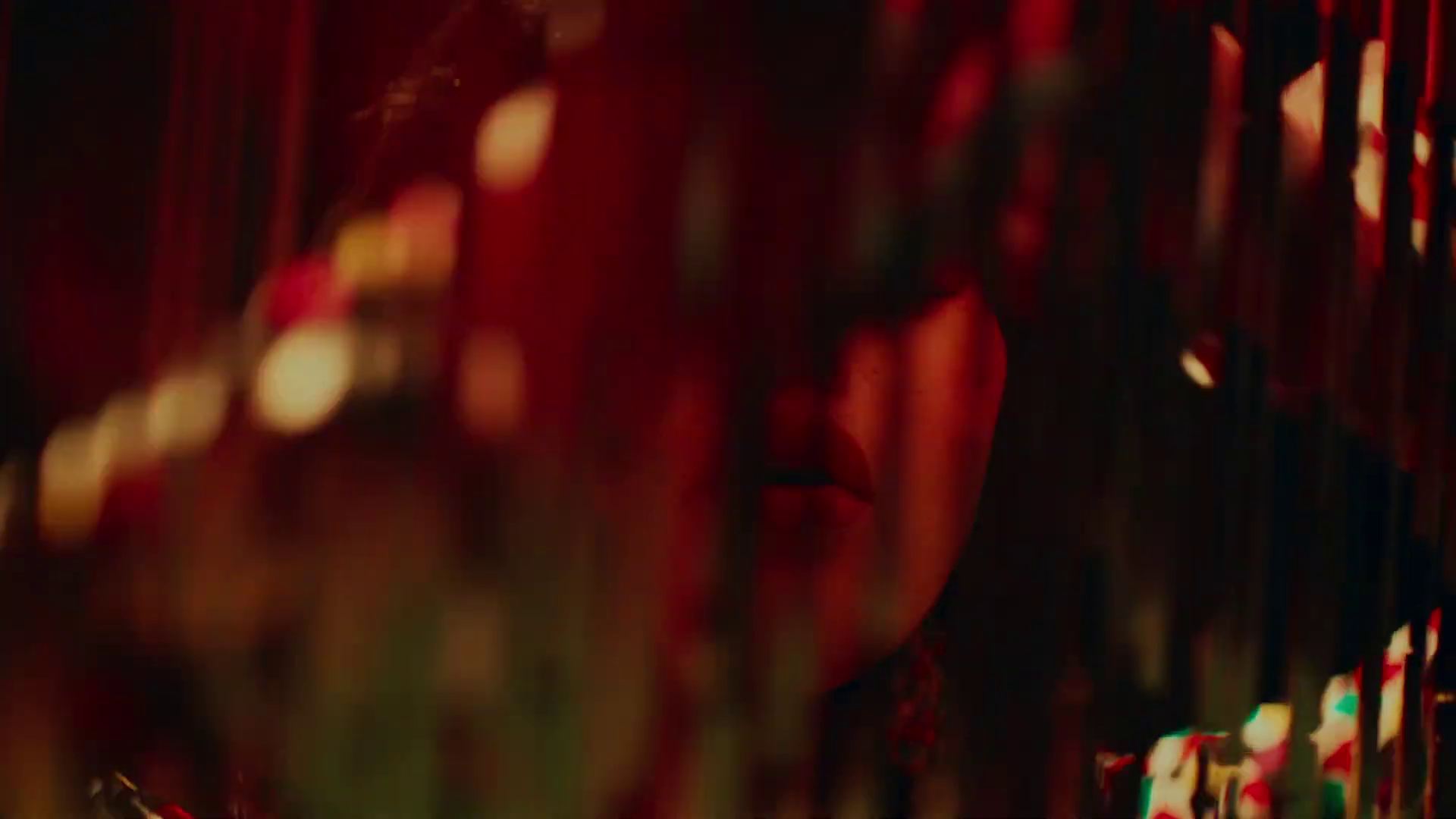 Selfish_Love_MV_14.jpg