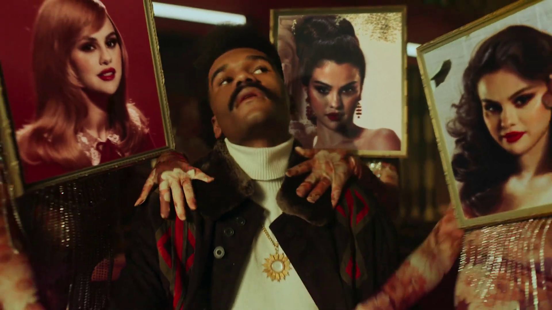 Selfish_Love_MV_43.jpg