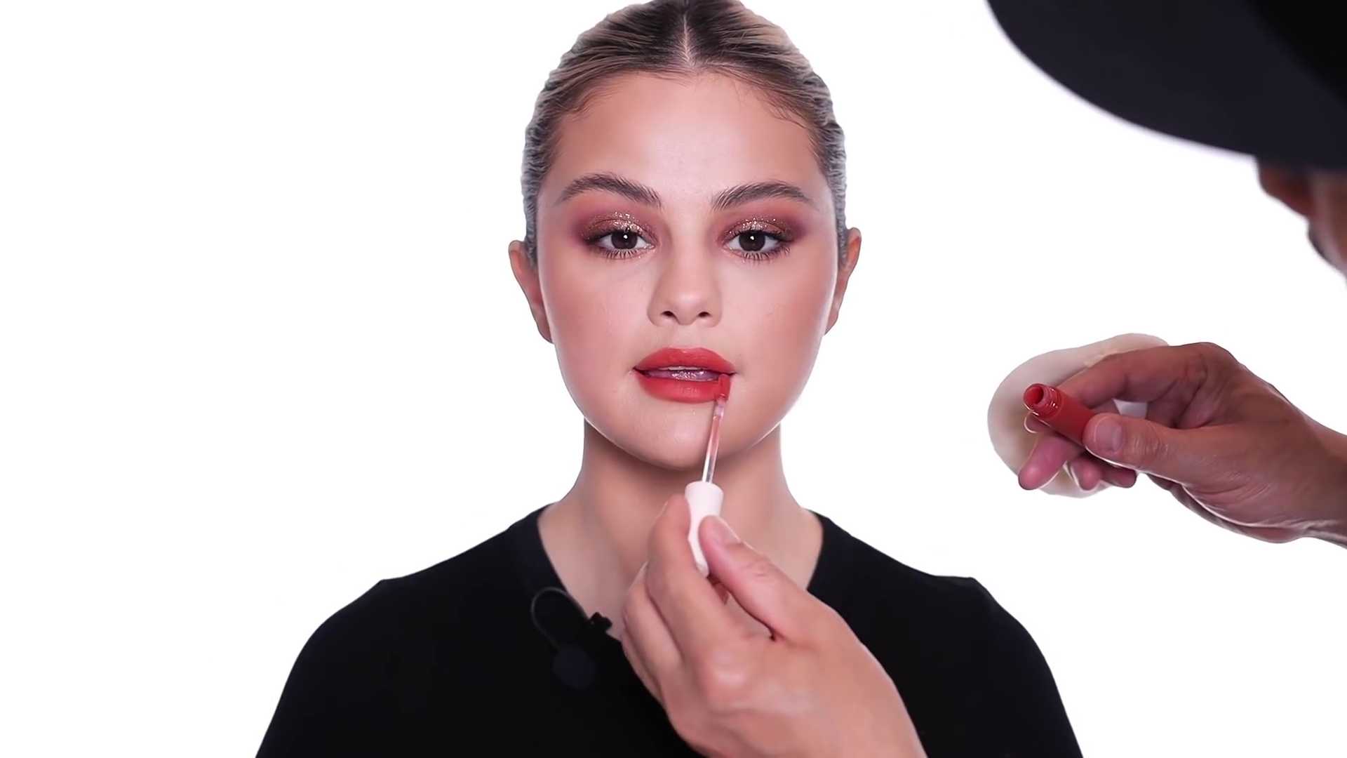 Summer_Day_To_Night_Makeup_With_Selena_Gomez_24.jpg