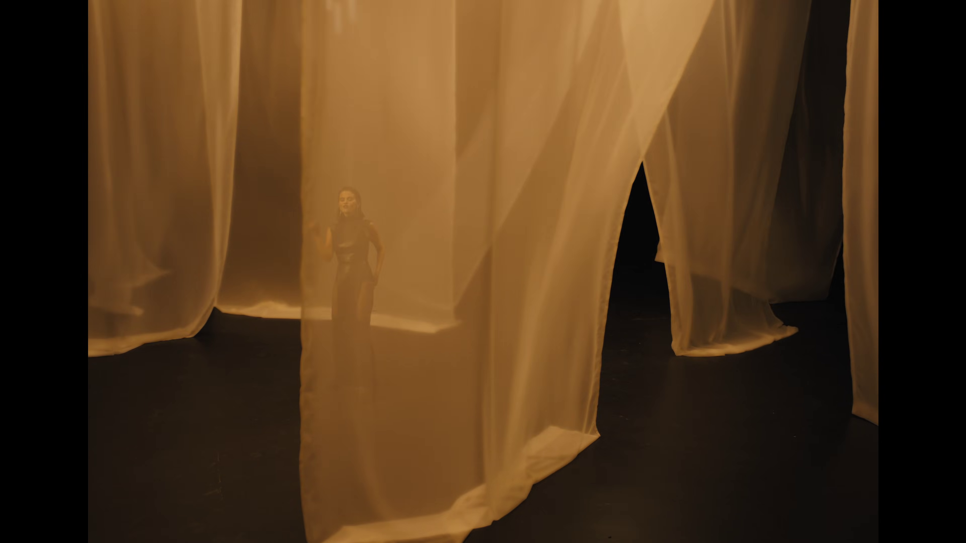 in_the_dark_2812229.png
