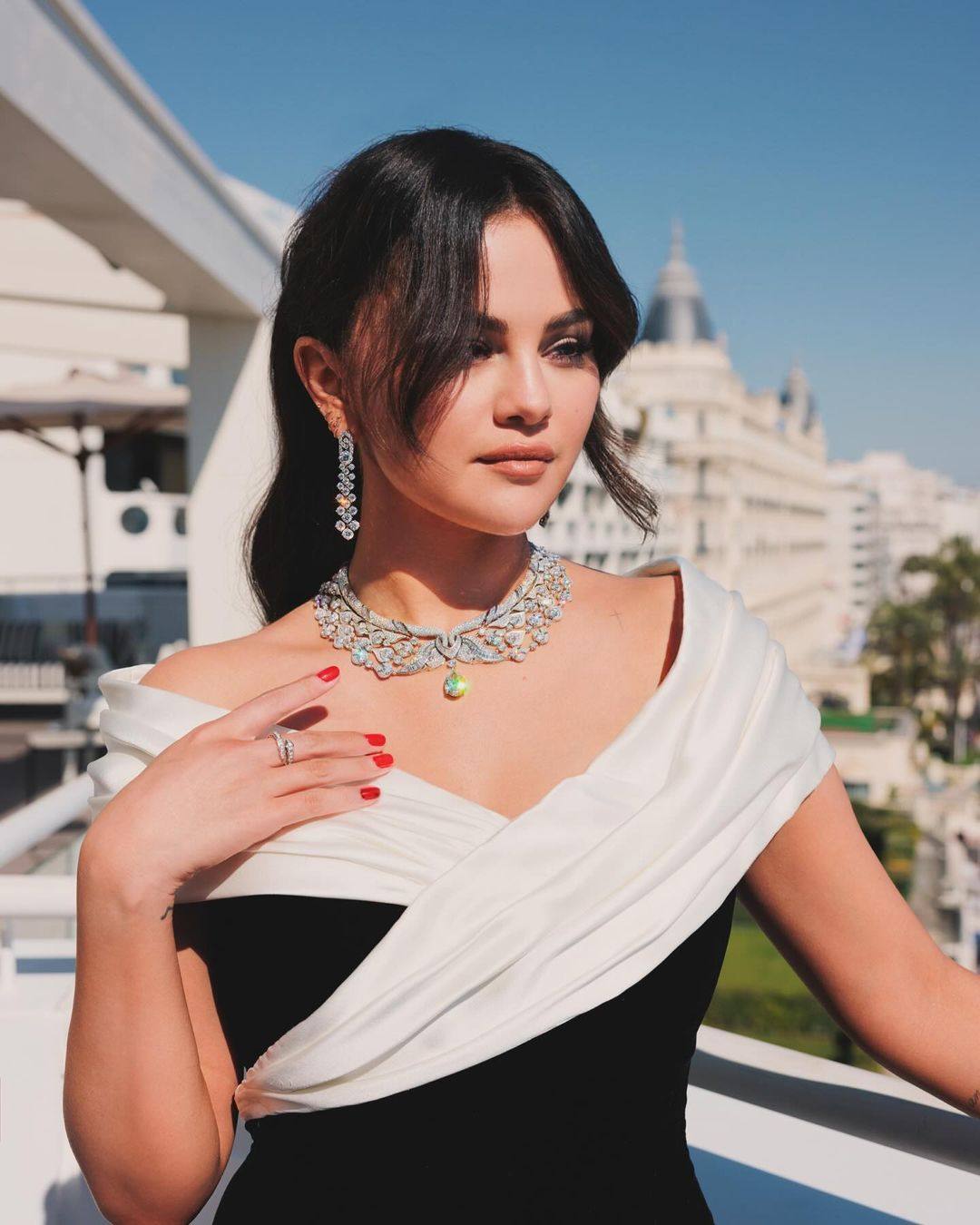 selena_283429.jpg