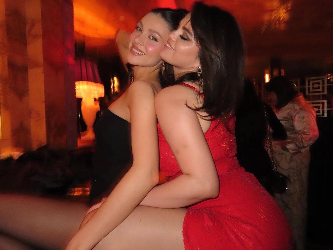 selena_285029.jpg