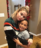 At_thanksgiving_with_her_family_in_Fort_Worth2C_Texas_on_November_24-03.jpg