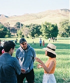 Back_To_You_-_on_the_set_11.jpg