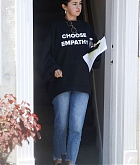 Makes_a_visit_to_the_doctor_s_in_Beverly_Hills_-_July_300004.jpg