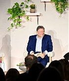 Music_2B_Health_Summit_presented_by_Universal_Music_Group_and_Thrive_Global_28229.jpg