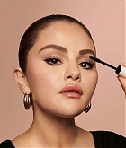 Perfect_Strokes_Universal_Volumizing_Mascara_01.jpg