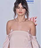 Selena_Gomez_-_2020_Hollywood_Beauty_Awards__in_Los_Angeles2C_2020-02-06-20.jpg
