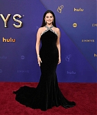 Selena_Gomez_-_76th_Primetime_Emmy_Awards_in_Los_Angeles2CSeptember_152C_2024_24.jpg