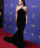 Selena_Gomez_-_76th_Primetime_Emmy_Awards_in_Los_Angeles2CSeptember_152C_2024_25.jpg