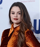 Selena_Gomez_-_ACLU_SoCal_s_Annual_Bill_of_Rights_Dinner_in_Beverly_Hills_November_172C_2019-28.jpg