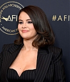 Selena_Gomez_-_AFI_Awards_Luncheon_in_Los_Angeles_January_122C_202402.jpg