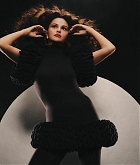 Selena_Gomez_-_Allure_15.jpg
