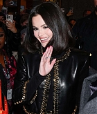 Selena_Gomez_-_Arriving_at_The_Tonight_Show_Starring_Jimmy_Fallon_-_March_202C_2025_04.jpg