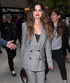 Selena_Gomez_-_Arriving_to_IHeartRadio_in_New_York_City2C_10282019-07.jpg