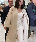 Selena_Gomez_-_At_Nice_Airport_-_May_132C_2019-03.jpg