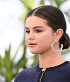 Selena_Gomez_-_At_The_The_Dead_Don_t_Die_Photocall_In_Cannes2C_France__05152019-26.jpg