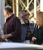 Selena_Gomez_-_At_her_little_sister_s_ballet_recital_with_Francia_Raisa_in_LA_on_December_9-07.jpg